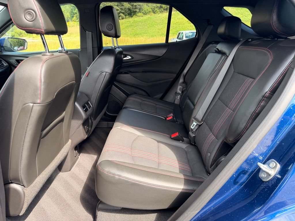 Used 2022 Chevrolet Equinox RS w/ Infotainment Package AWD/4WD image 30