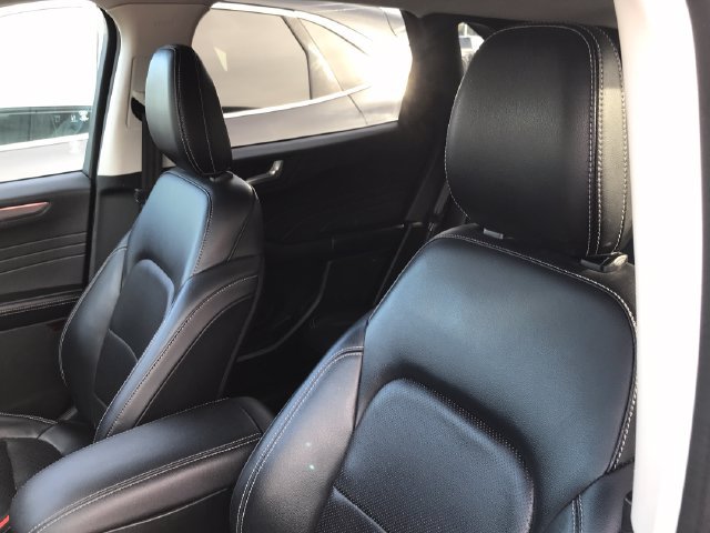 Used 2022 Ford Escape Titanium AWD/4WD image 30