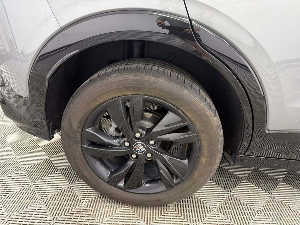 Used 2025 Buick Encore GX Sport Touring w/ Comfort Package FWD image 18
