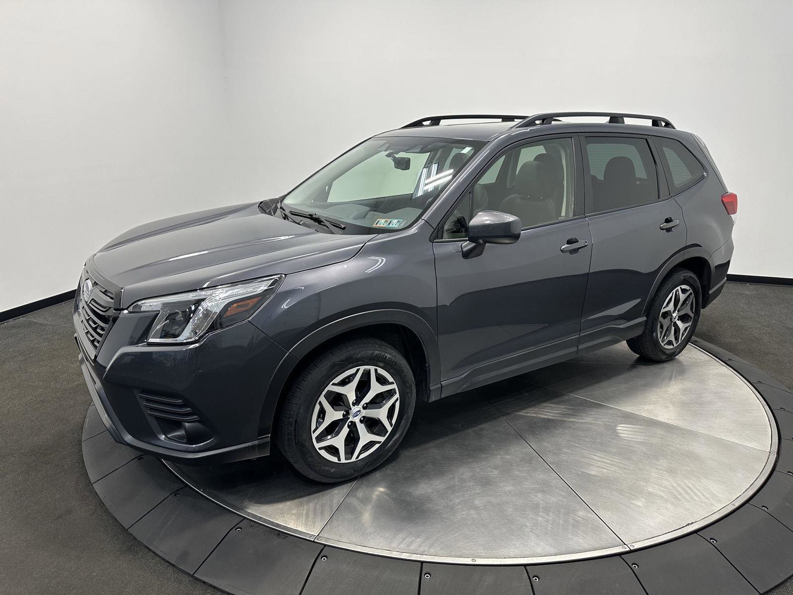 Used 2023 Subaru Forester Premium AWD/4WD image 4