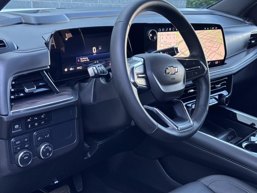 Used 2025 Chevrolet Tahoe LT AWD/4WD image 22
