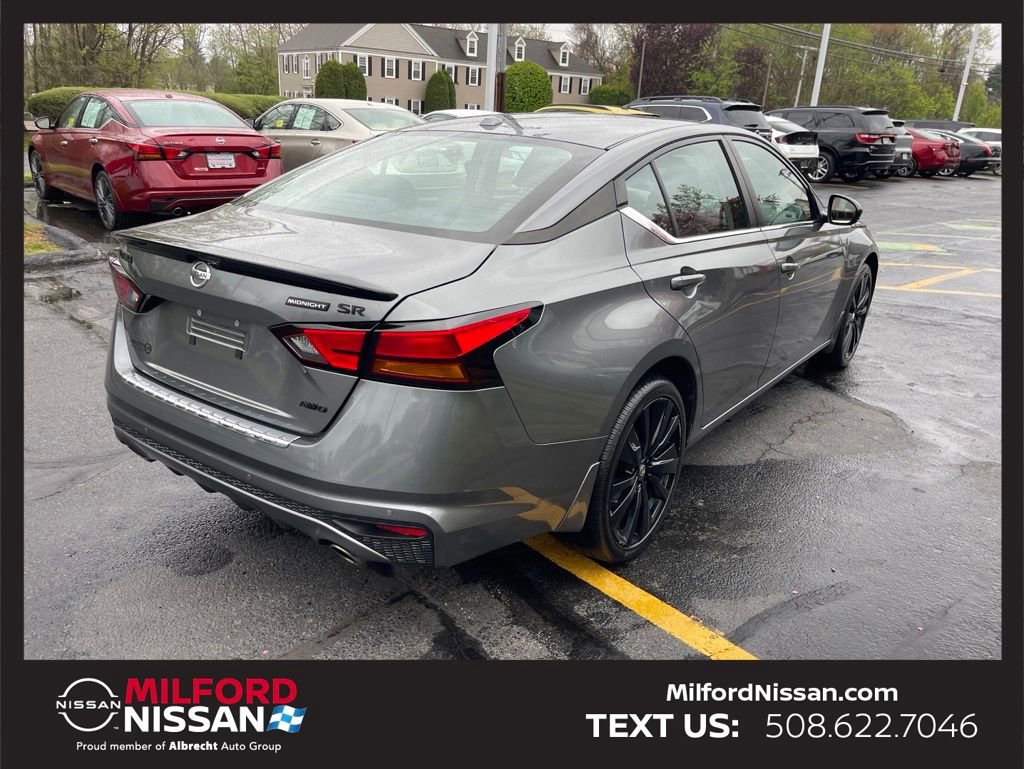 Certified 2022 Nissan Altima 2.5 SR w/ Midnight Edition Package AWD/4WD image 5