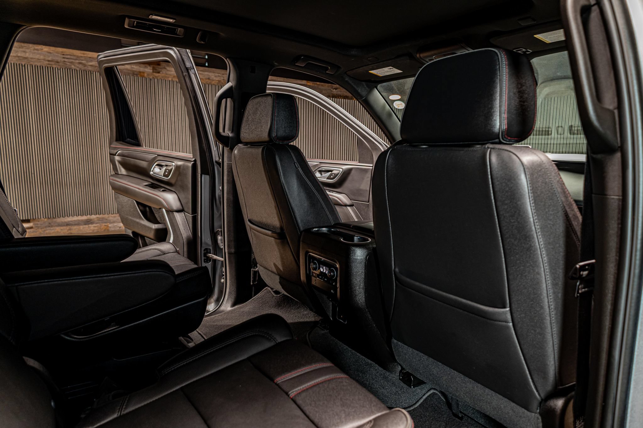 Used 2023 Chevrolet Tahoe RST w/ Luxury Package AWD/4WD image 35