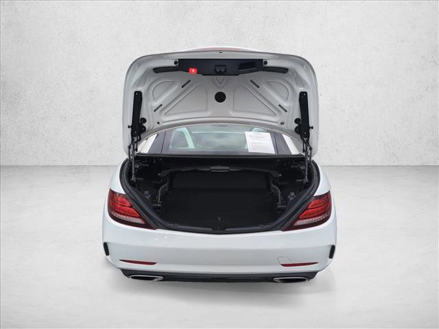 Used 2019 Mercedes-Benz SLC 300 image 6