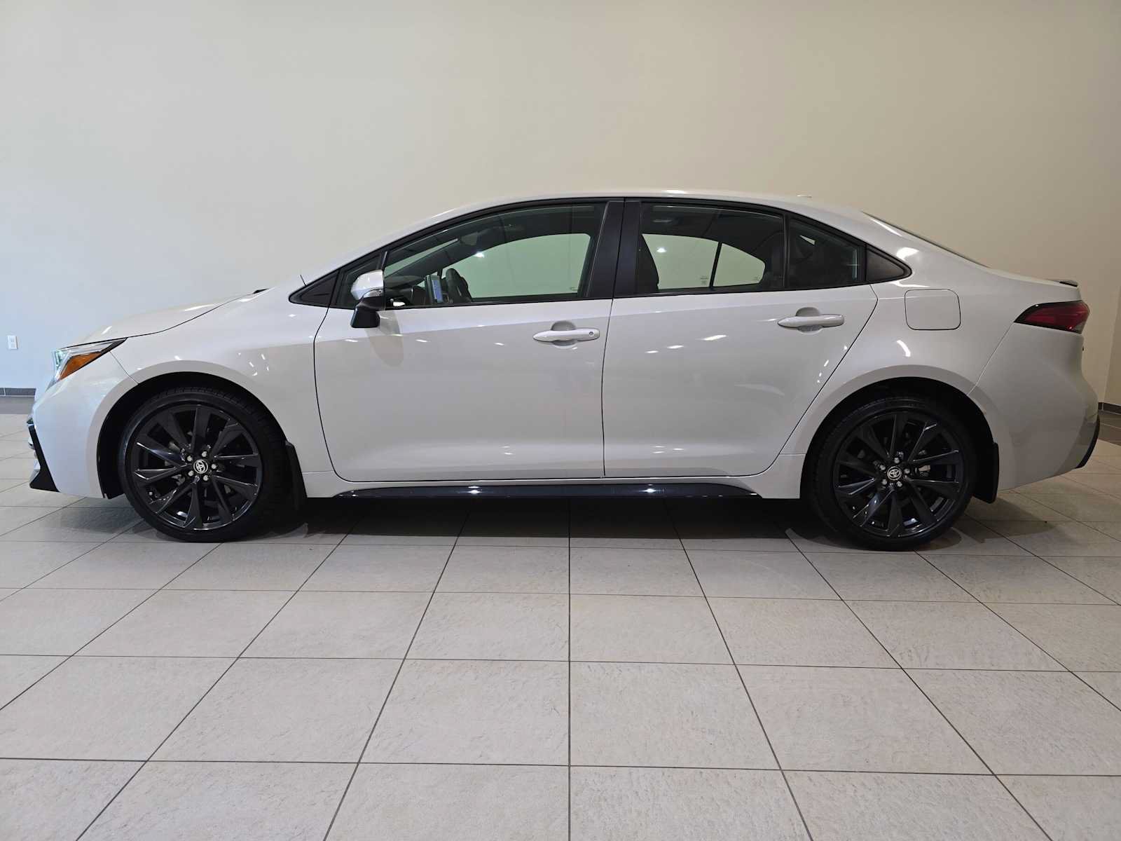 Certified 2024 Toyota Corolla XSE FWD image 3