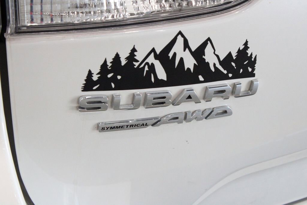 Used 2023 Subaru Forester Premium image 32
