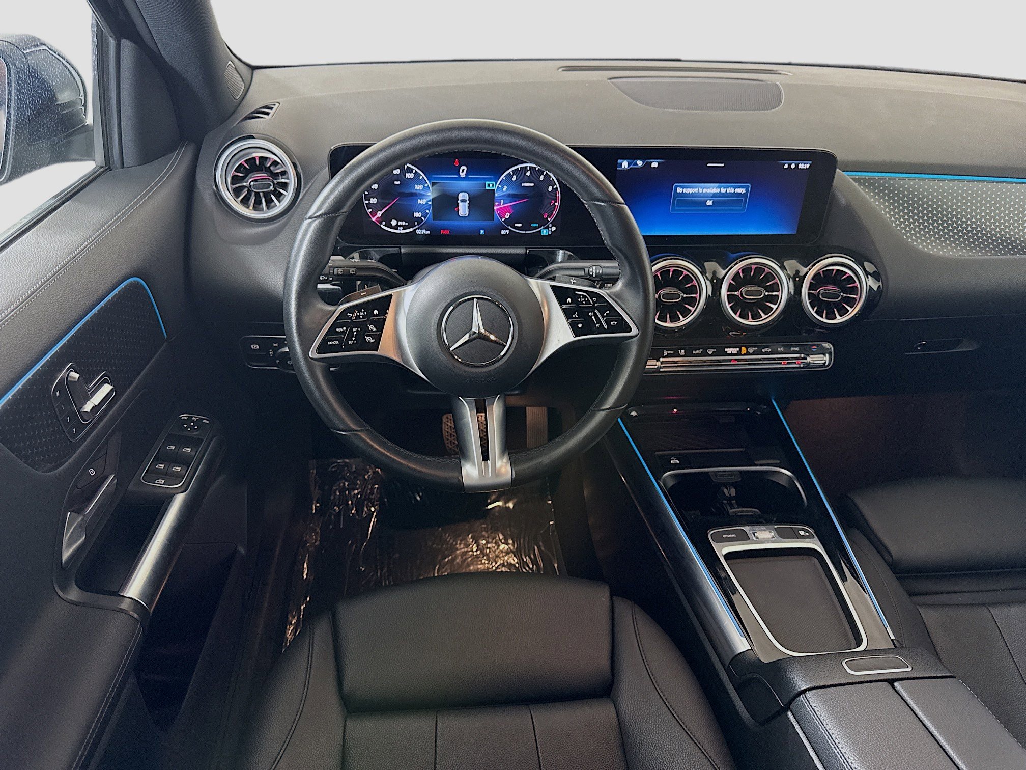 Used 2025 Mercedes-Benz GLA 250 image 17