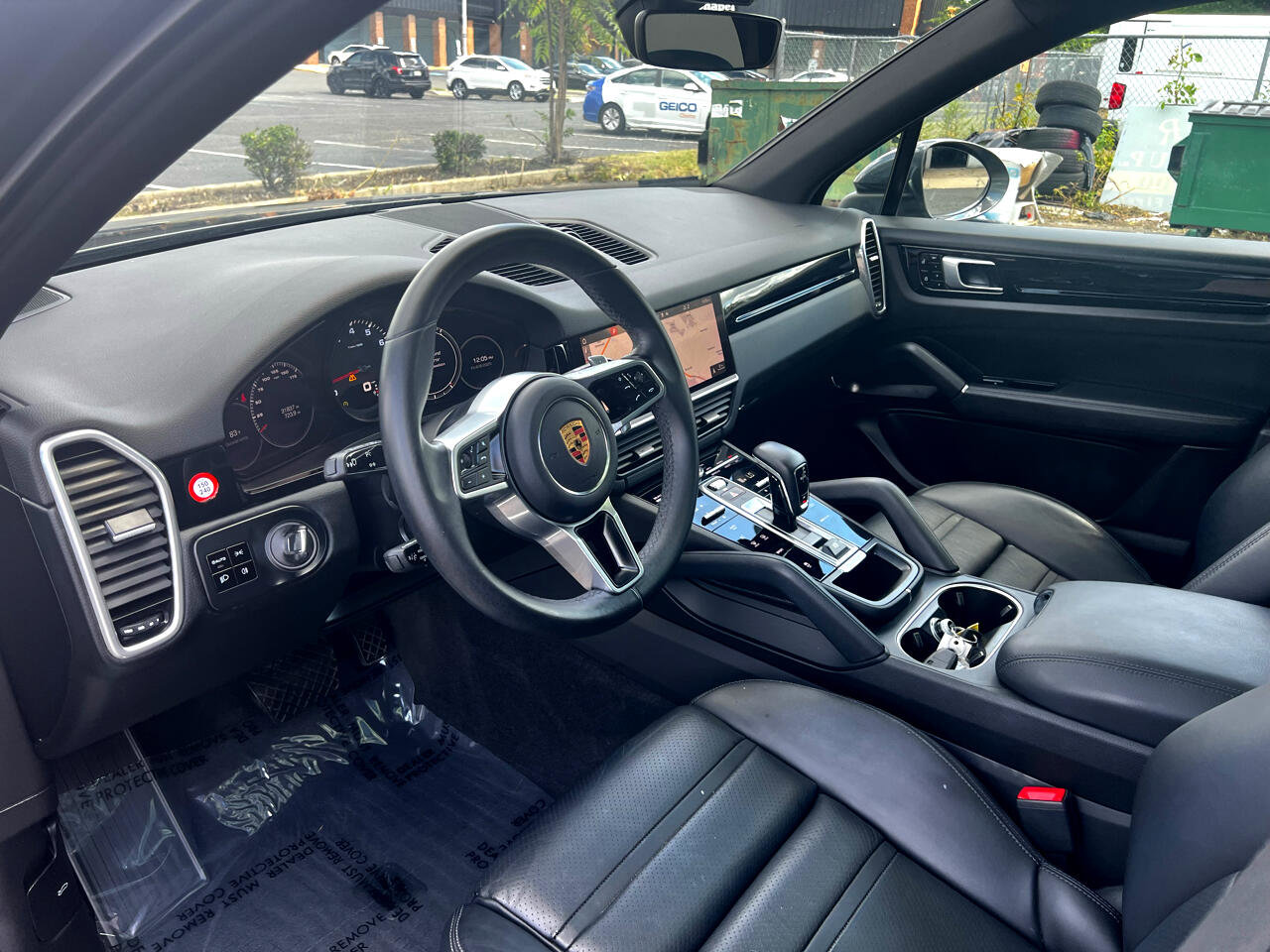 Used 2021 Porsche Cayenne image 10