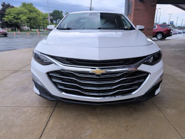 Used 2024 Chevrolet Malibu LS w/ Driver Confidence Package FWD image 10