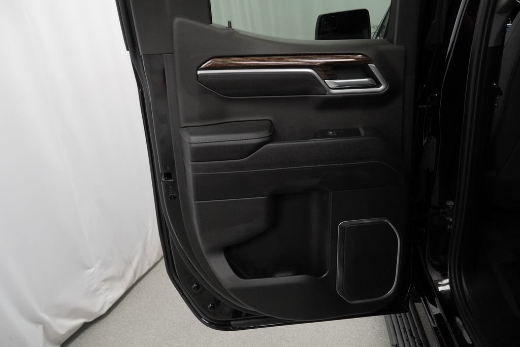 Used 2023 GMC Sierra 1500 Elevation w/ Preferred Package AWD/4WD image 26