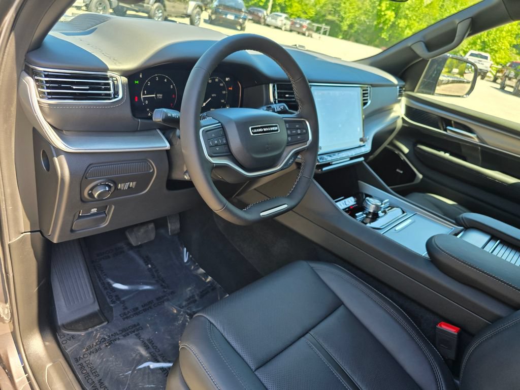 New 2026 Jeep Grand Wagoneer Limited AWD/4WD image 24