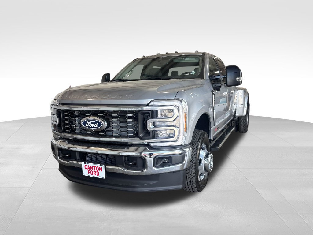 New 2027 Ford F350 XLT w/ XLT Premium Package AWD/4WD 360° Tour