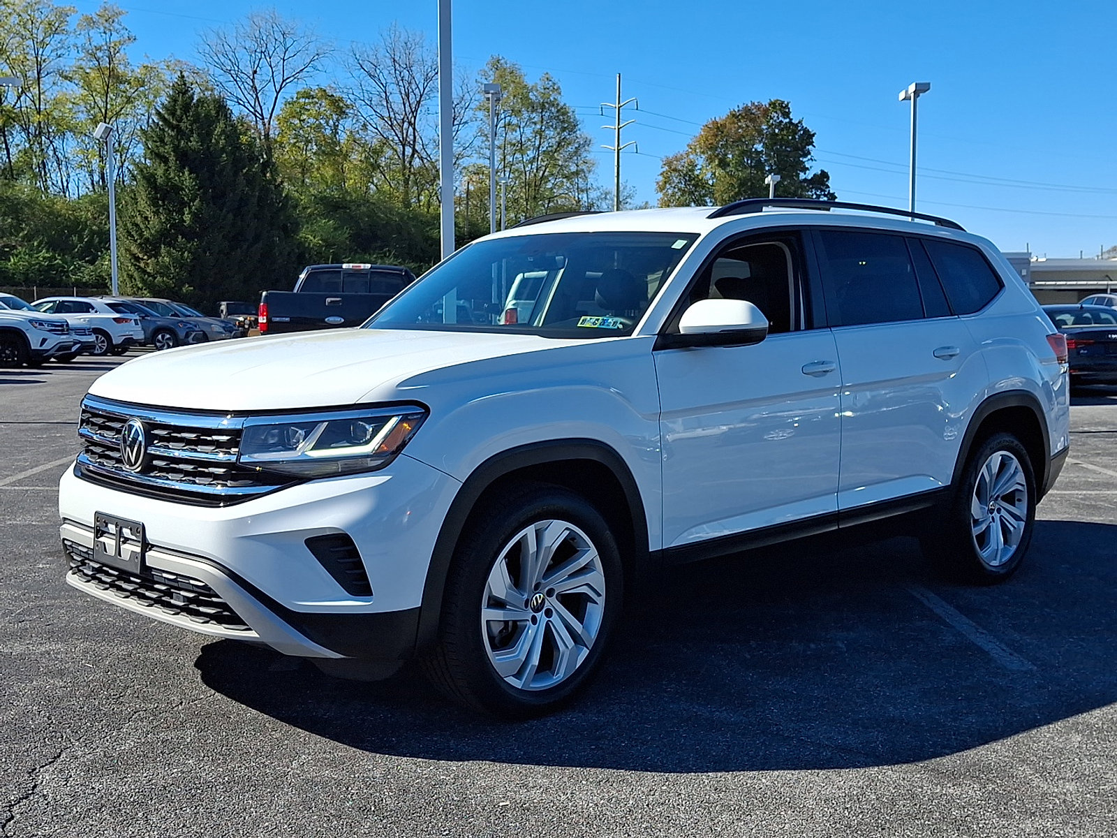 Used 2022 Volkswagen Atlas SE FWD image 4