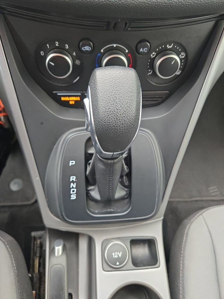 Used 2015 Ford Escape SE image 21