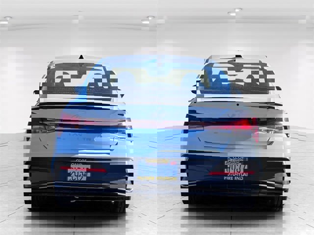 Certified 2025 Hyundai Elantra Sport image 4