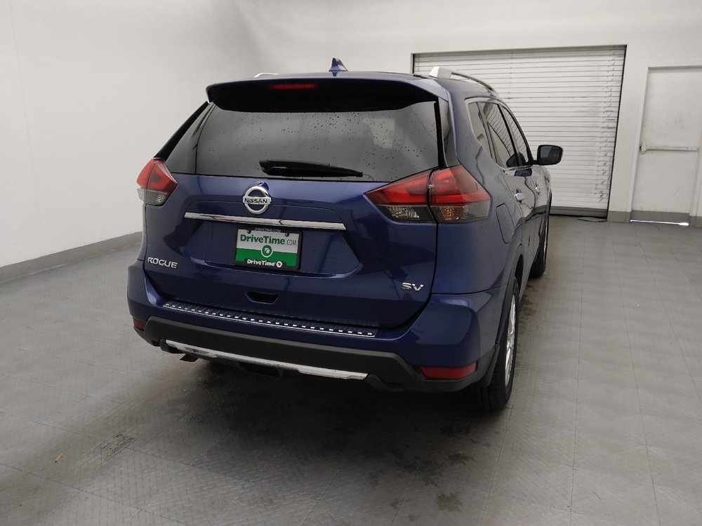 Used 2018 Nissan Rogue SV image 7