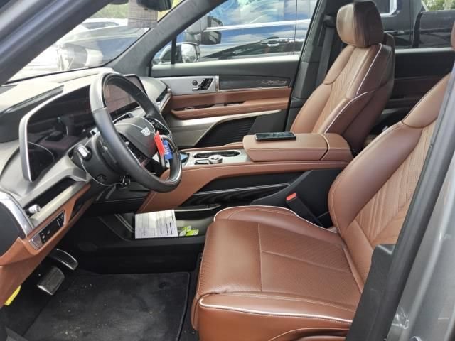 Used 2026 Cadillac Vistiq Platinum AWD/4WD image 5