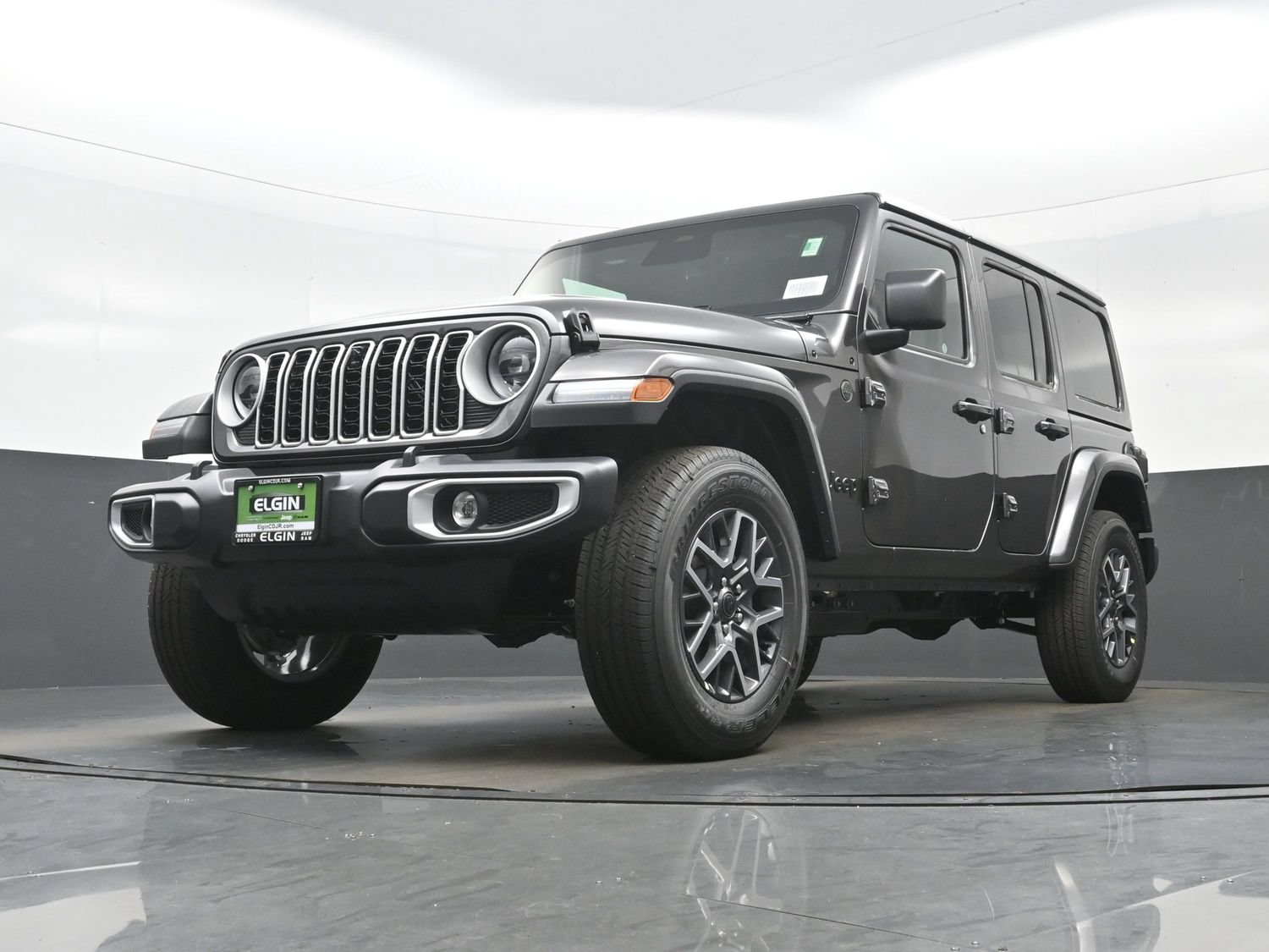New 2026 Jeep Wrangler Unlimited Sahara AWD/4WD image 14