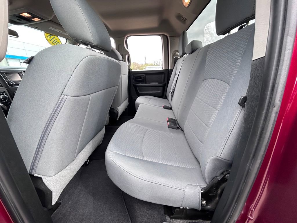 Used 2018 RAM 1500 Express w/ Express Value Package AWD/4WD image 31