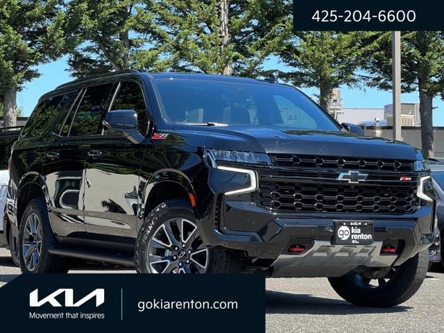 Used 2024 Chevrolet Tahoe Z71 w/ Luxury Package AWD/4WD image 1