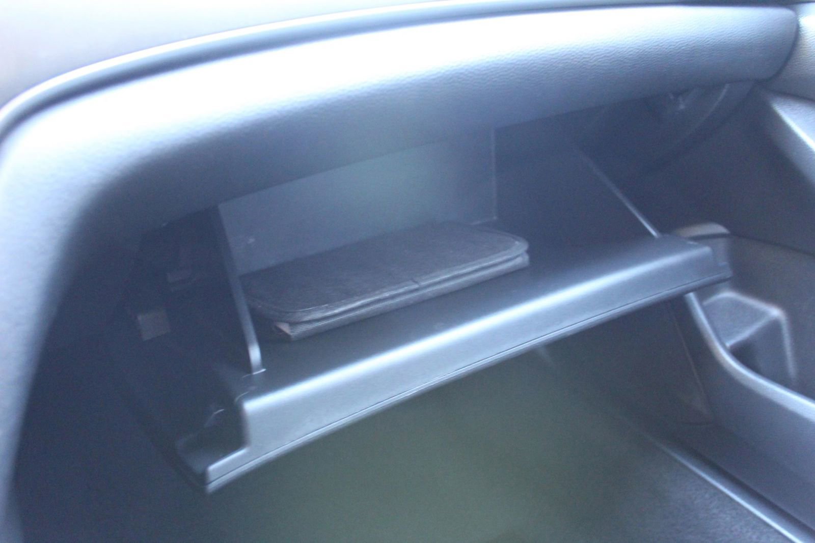 Used 2018 Honda Accord LX image 19