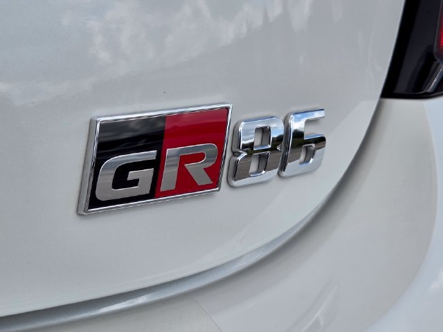 Used 2022 Toyota GR86 Premium w/ GR Appearance Package 1 (TMS RWD image 9