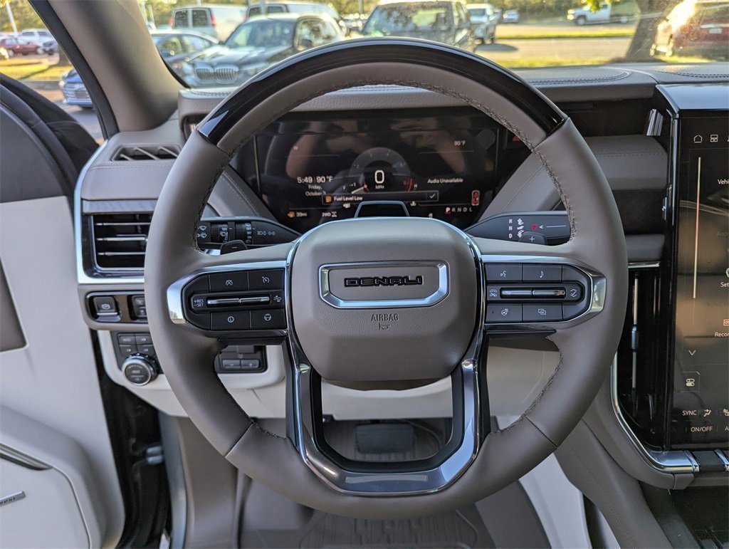 New 2026 GMC Yukon XL Denali w/ Denali Reserve Package image 18