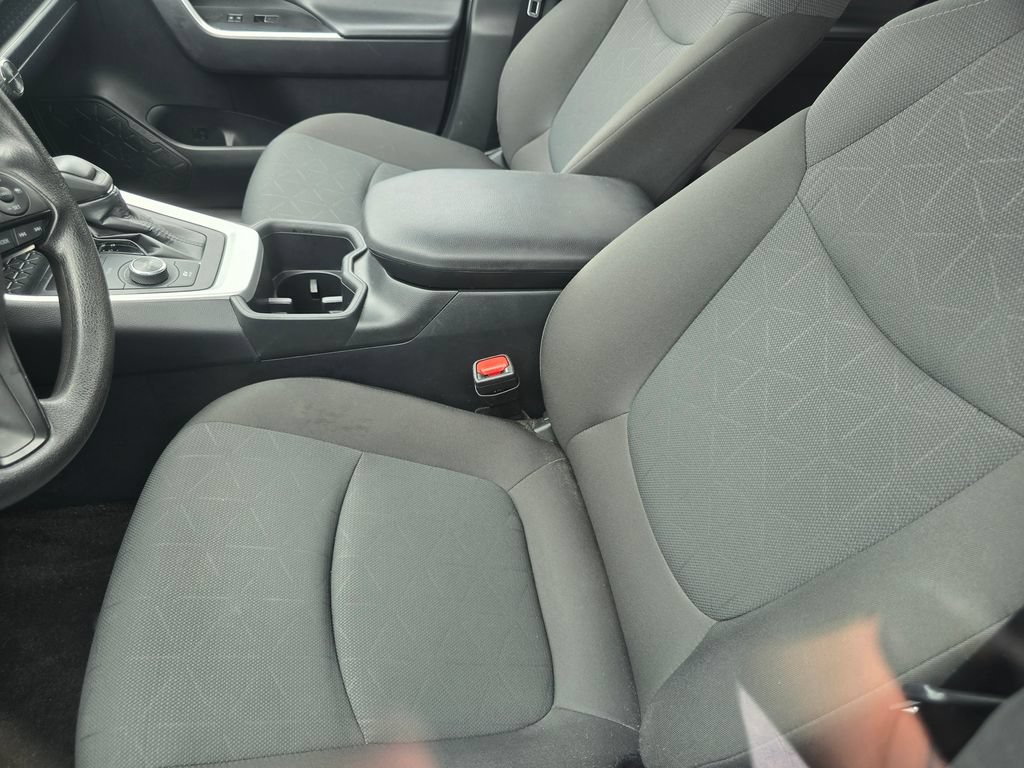 Certified 2025 Toyota RAV4 XLE AWD/4WD image 24
