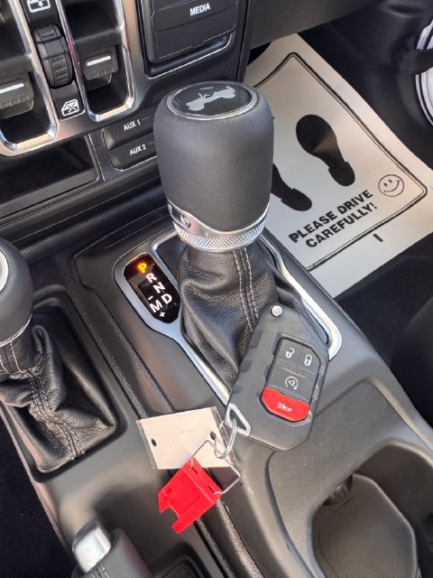 New 2027 Jeep Wrangler Unlimited Sahara AWD/4WD image 34