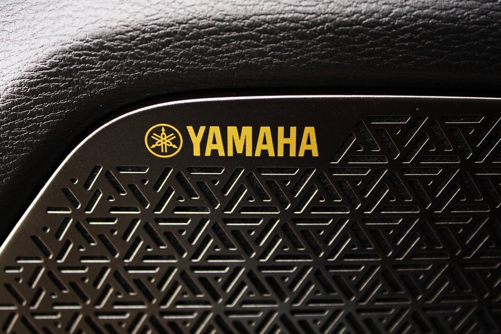 New 2025 Mitsubishi Outlander SE image 12