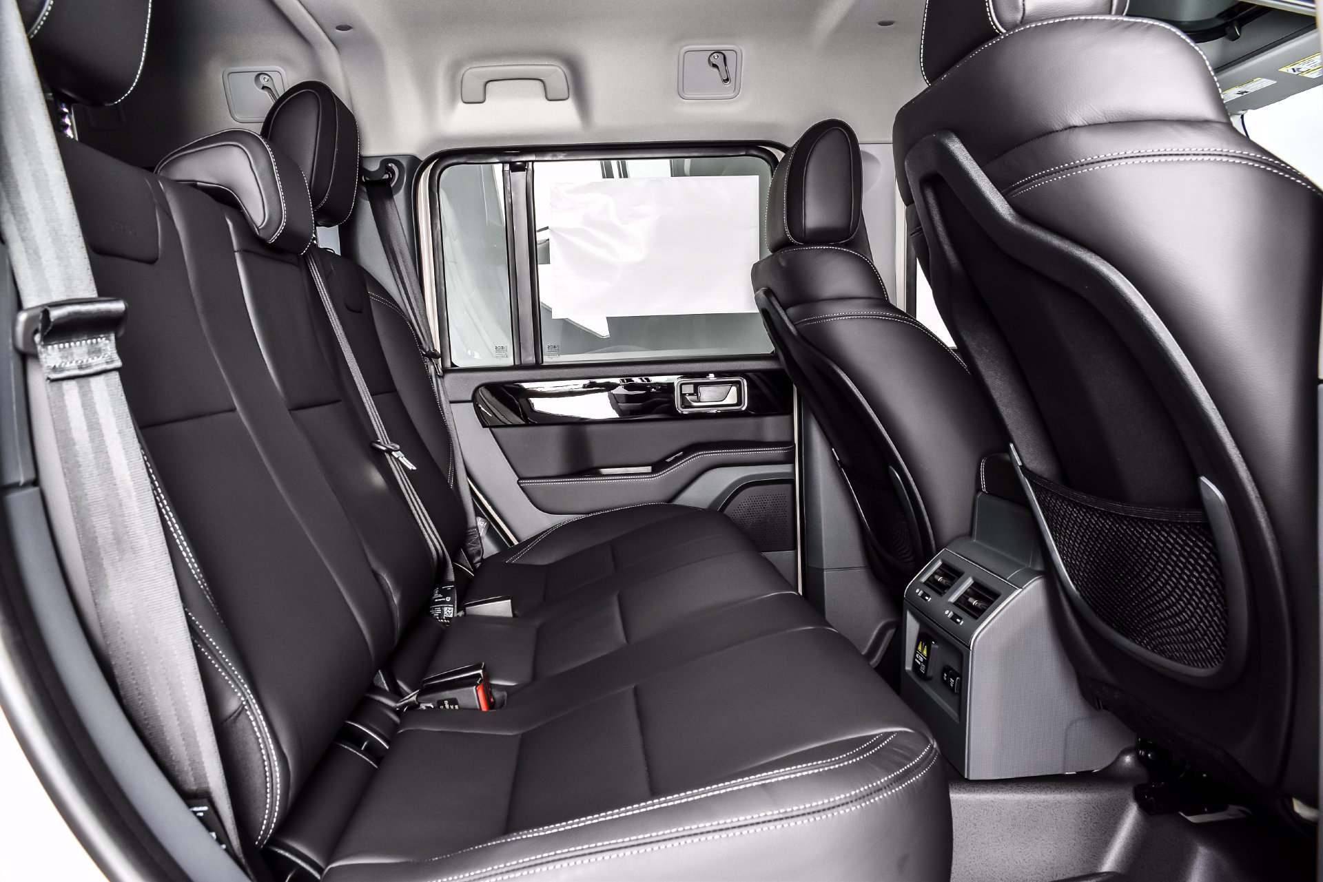 New 2026 INEOS Grenadier Station Wagon AWD/4WD image 18