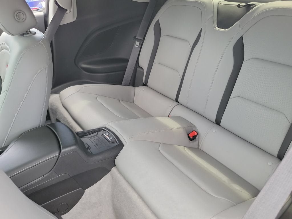 Used 2023 Chevrolet Camaro SS RWD image 11