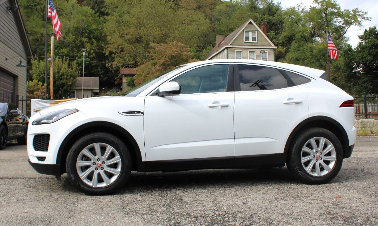Used 2018 Jaguar E-PACE S image 4