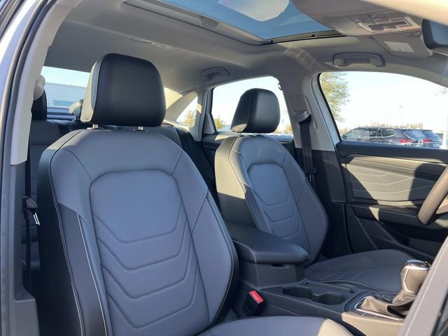 New 2026 Volkswagen Jetta SEL FWD image 26