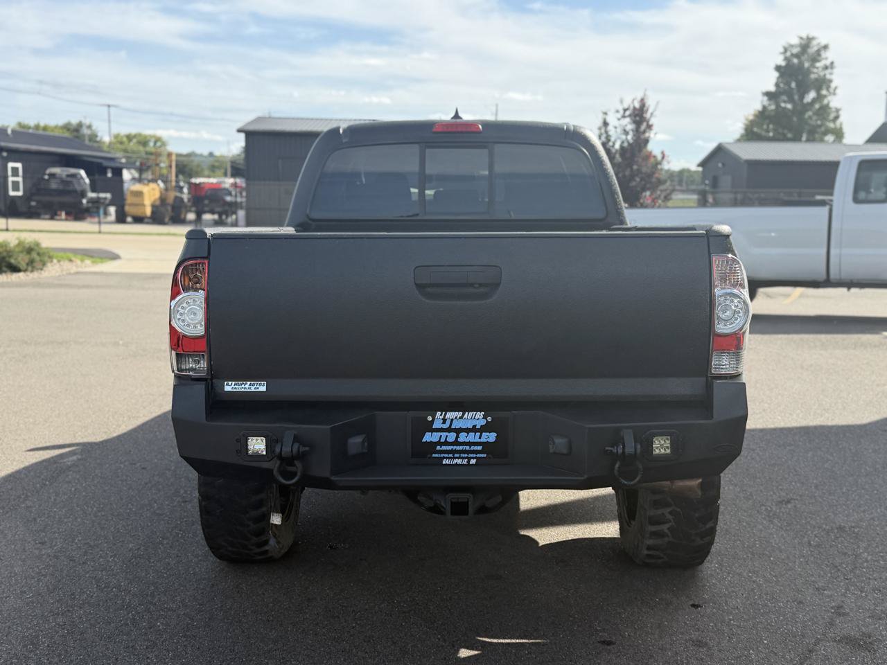 Used 2012 Toyota Tacoma 4x4 Double Cab w/ TRD Sport Upgrade Pkg image 5