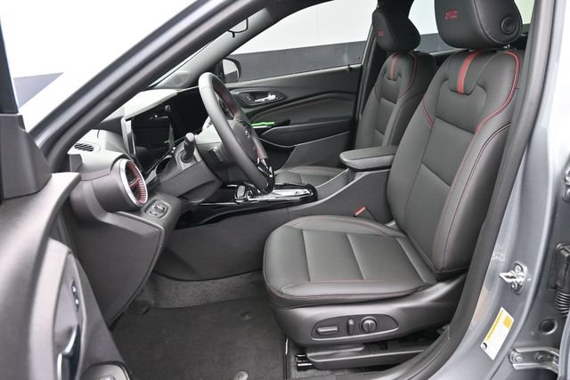 New 2026 Chevrolet Trax RS w/ Driver Confidence Package FWD image 35