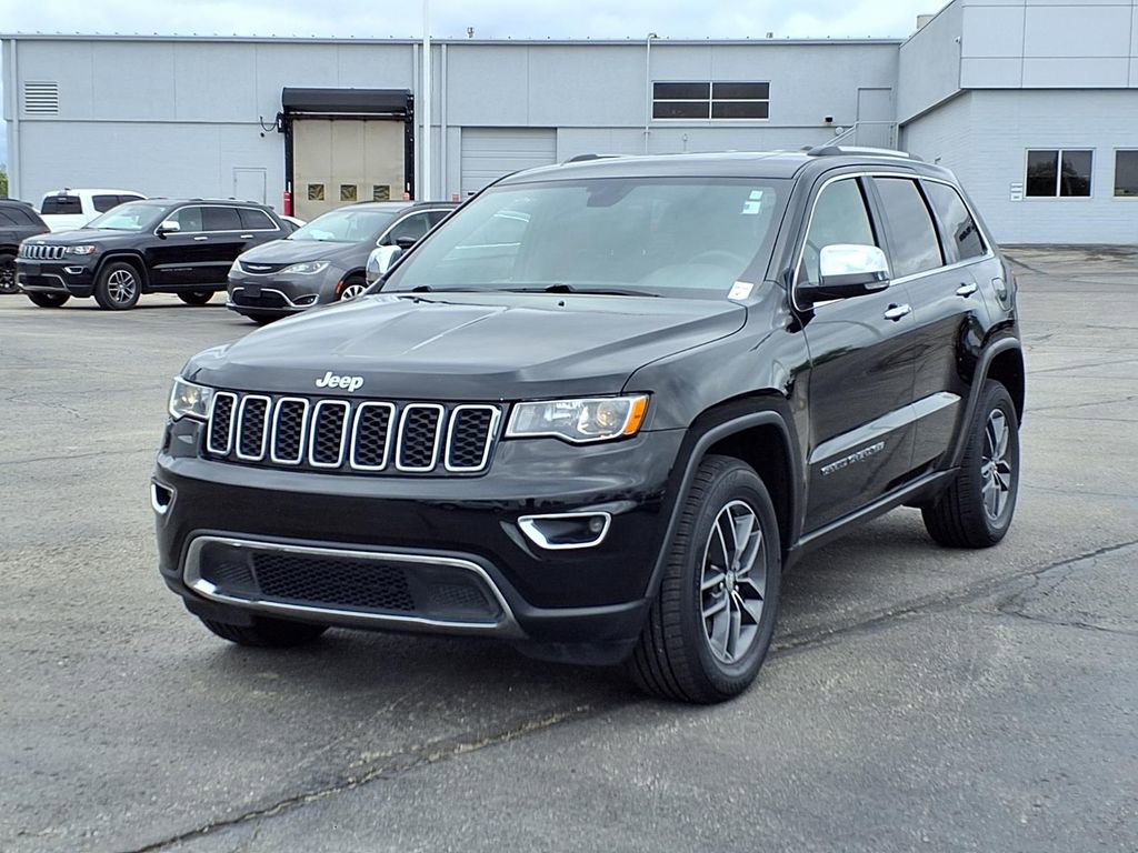 Used 2017 Jeep Grand Cherokee Limited image 2