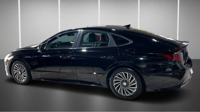 Used 2021 Hyundai Sonata Limited image 4