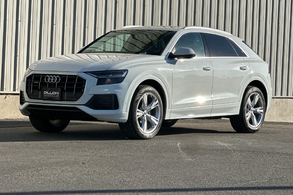 Used 2019 Audi Q8 Premium Plus w/ Premium Plus AWD/4WD image 11