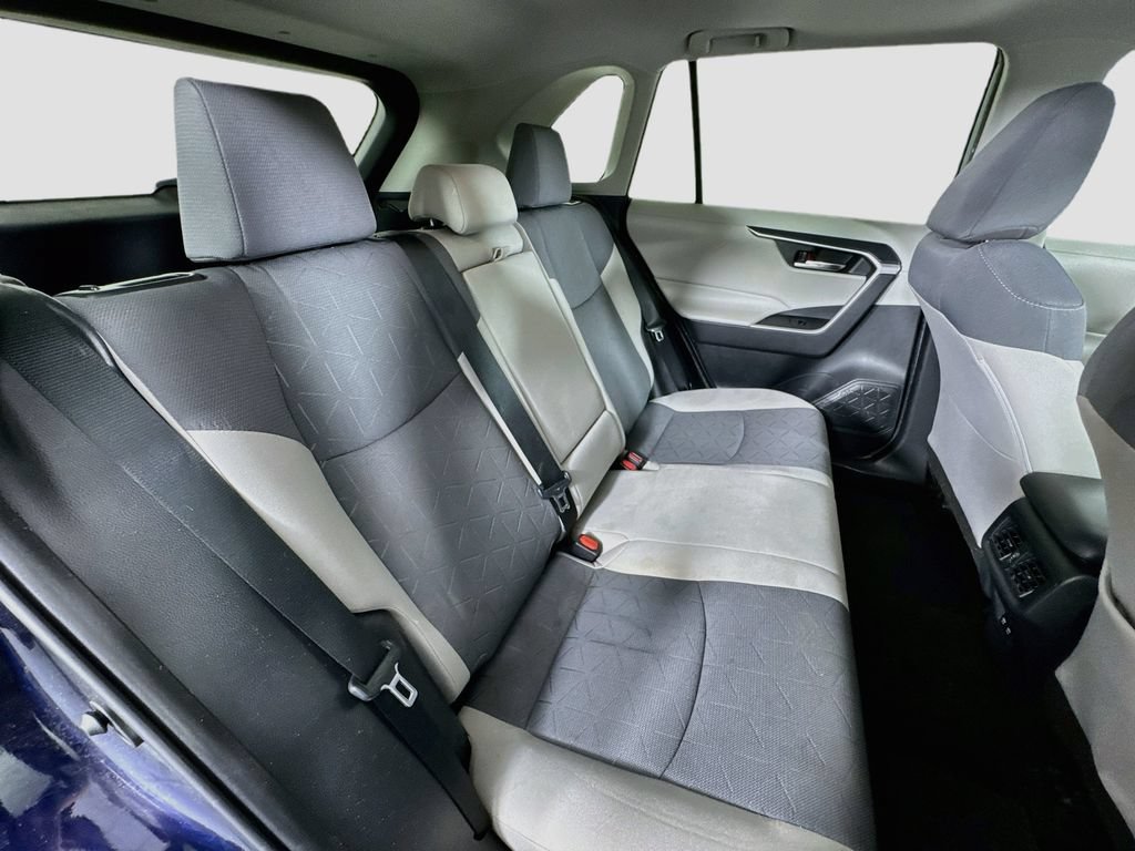 Used 2019 Toyota RAV4 XLE FWD image 29