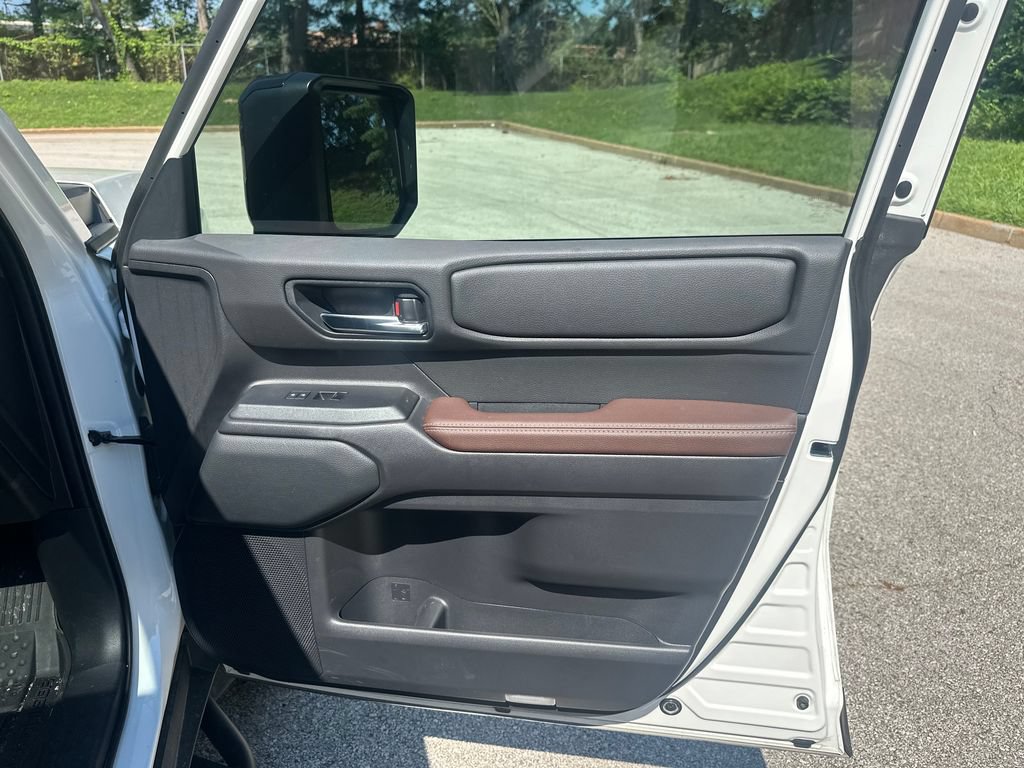 Used 2025 Toyota Land Cruiser AWD/4WD image 30