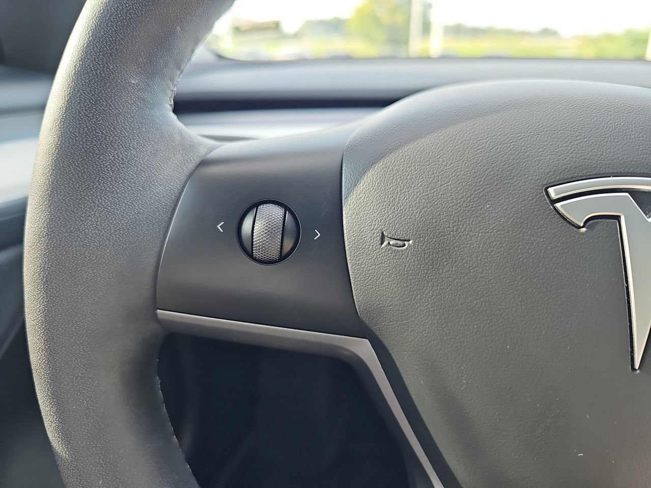 Used 2023 Tesla Model 3 Standard Range RWD image 24