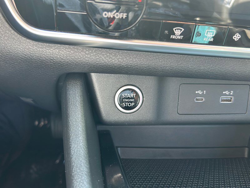 Used 2022 Nissan Rogue SV image 21