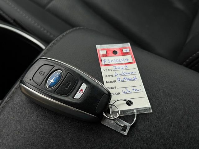 Used 2023 Subaru Outback Limited image 34