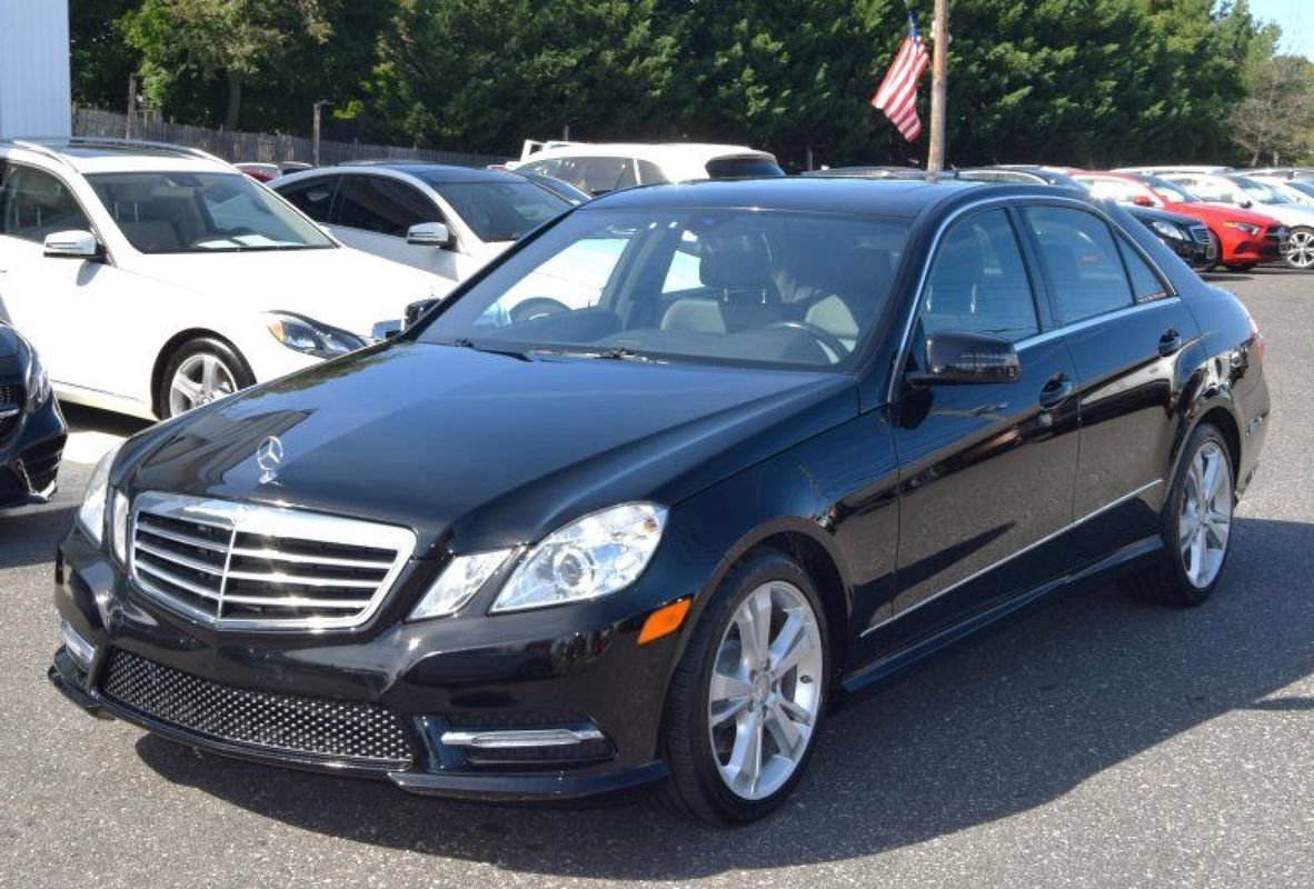Used 2013 Mercedes-Benz E 350 4MATIC Sedan image 5