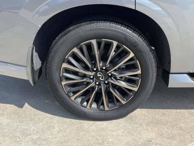 New 2026 INFINITI QX80 Autograph w/ Premium Cargo Package AWD/4WD image 4
