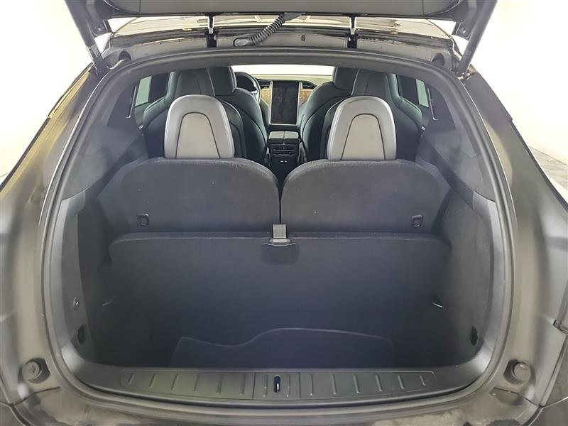 Used 2021 Tesla Model X Long Range image 11
