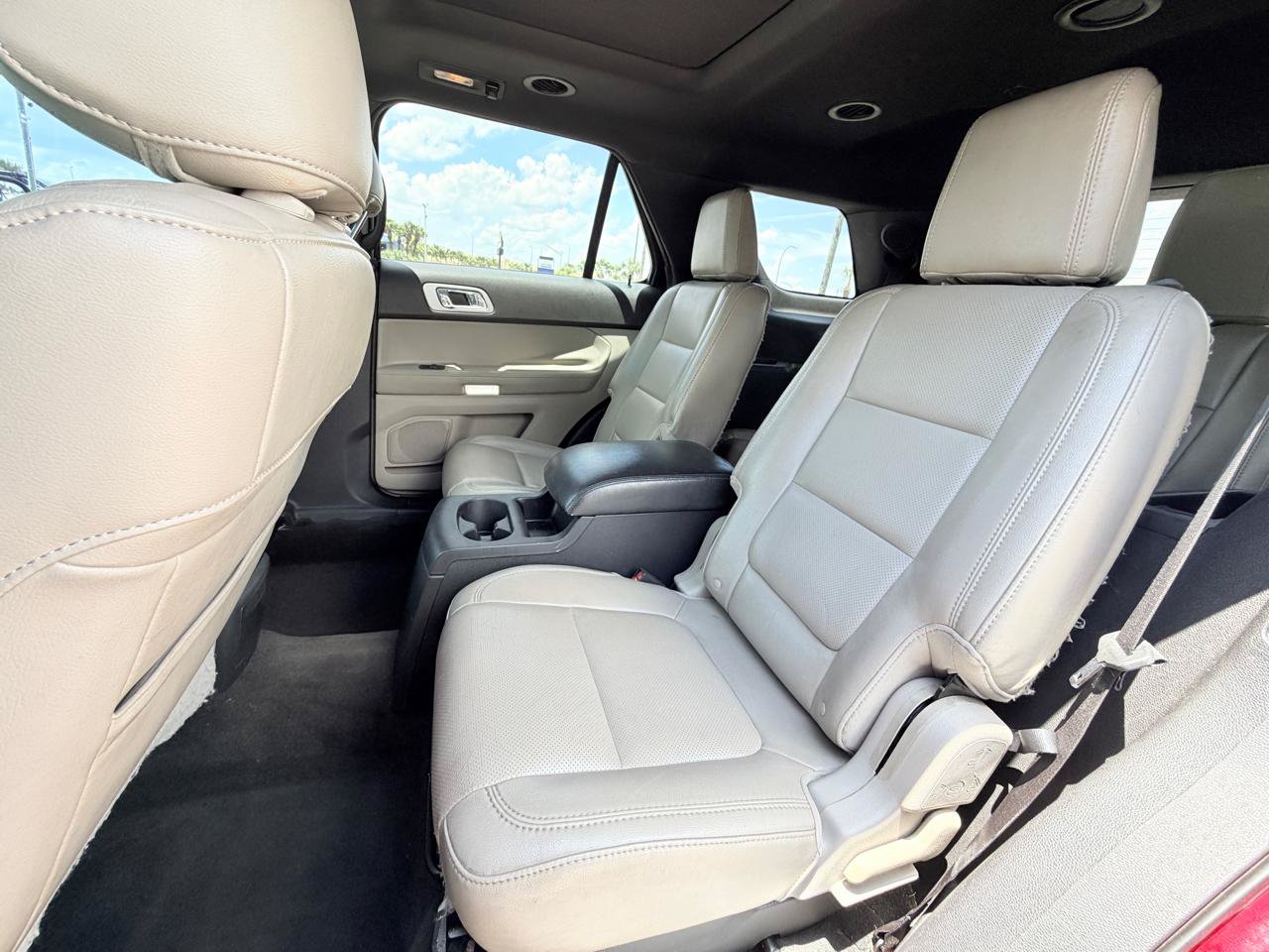 Used 2011 Ford Explorer Limited w/ 301A Rapid Spec Order Code FWD image 8