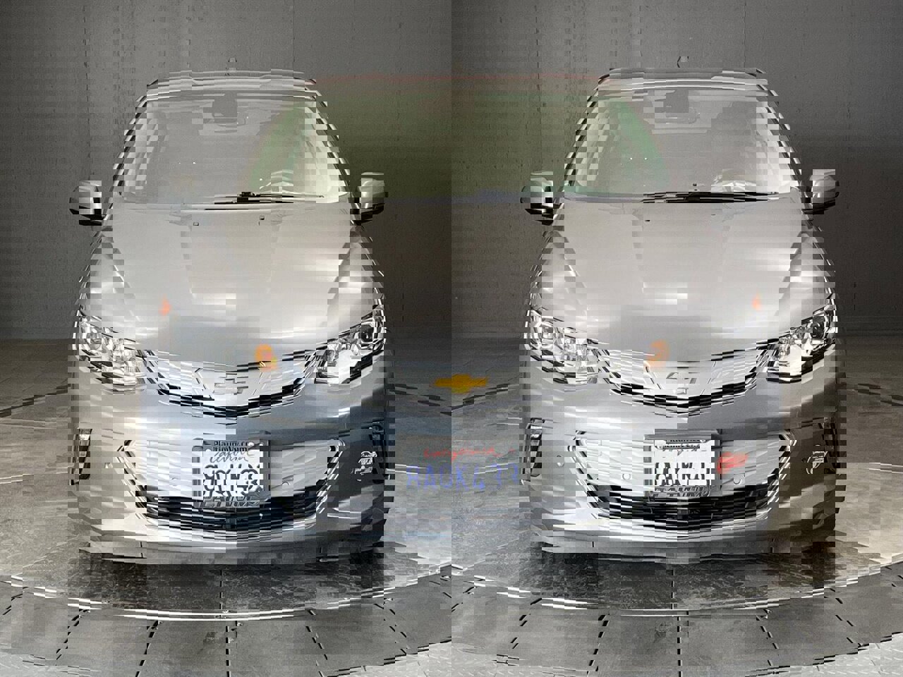 Used 2018 Chevrolet Volt Premier w/ Driver Confidence Package image 8