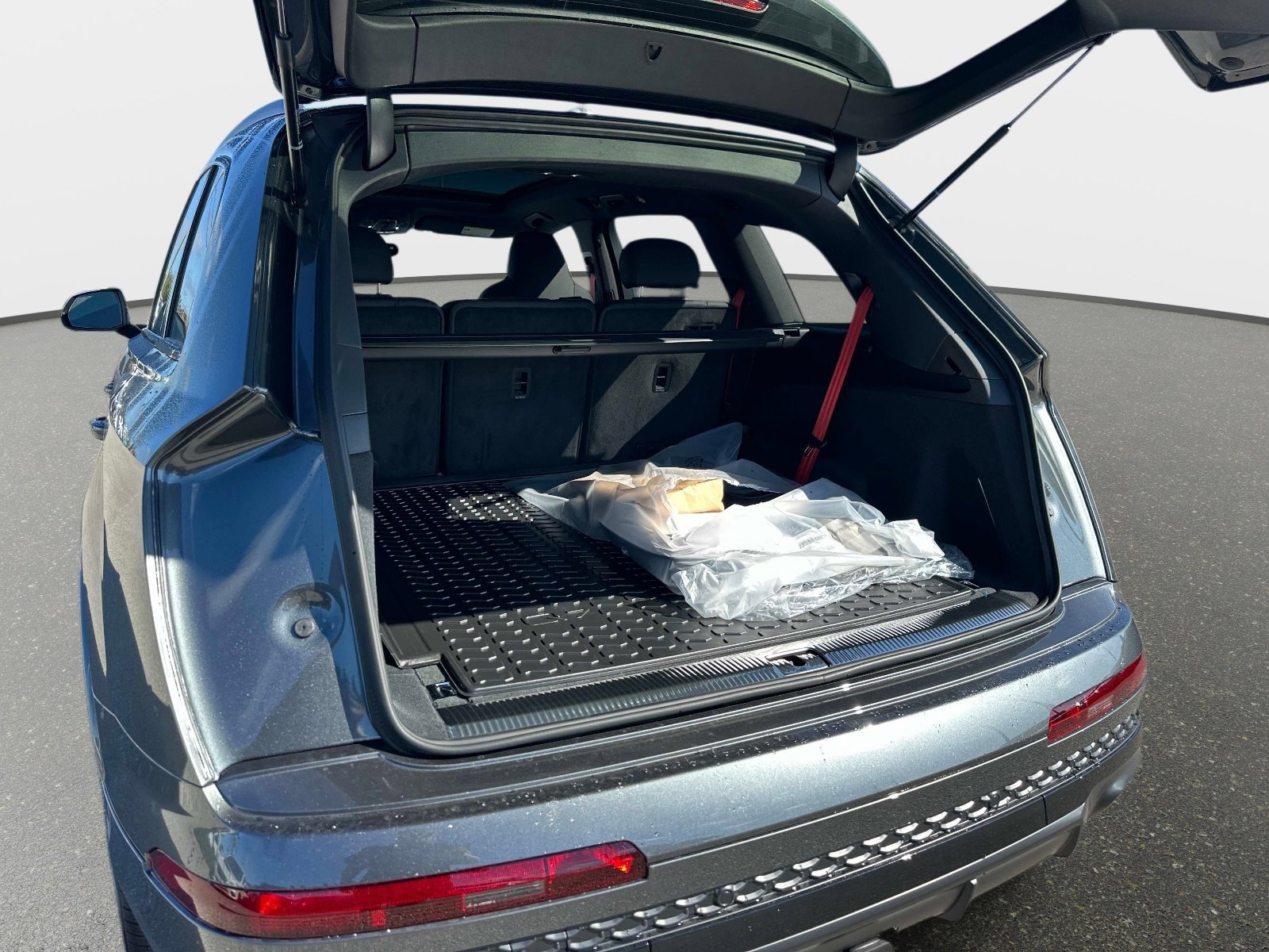 New 2026 Audi Q7 3.0T Prestige image 10